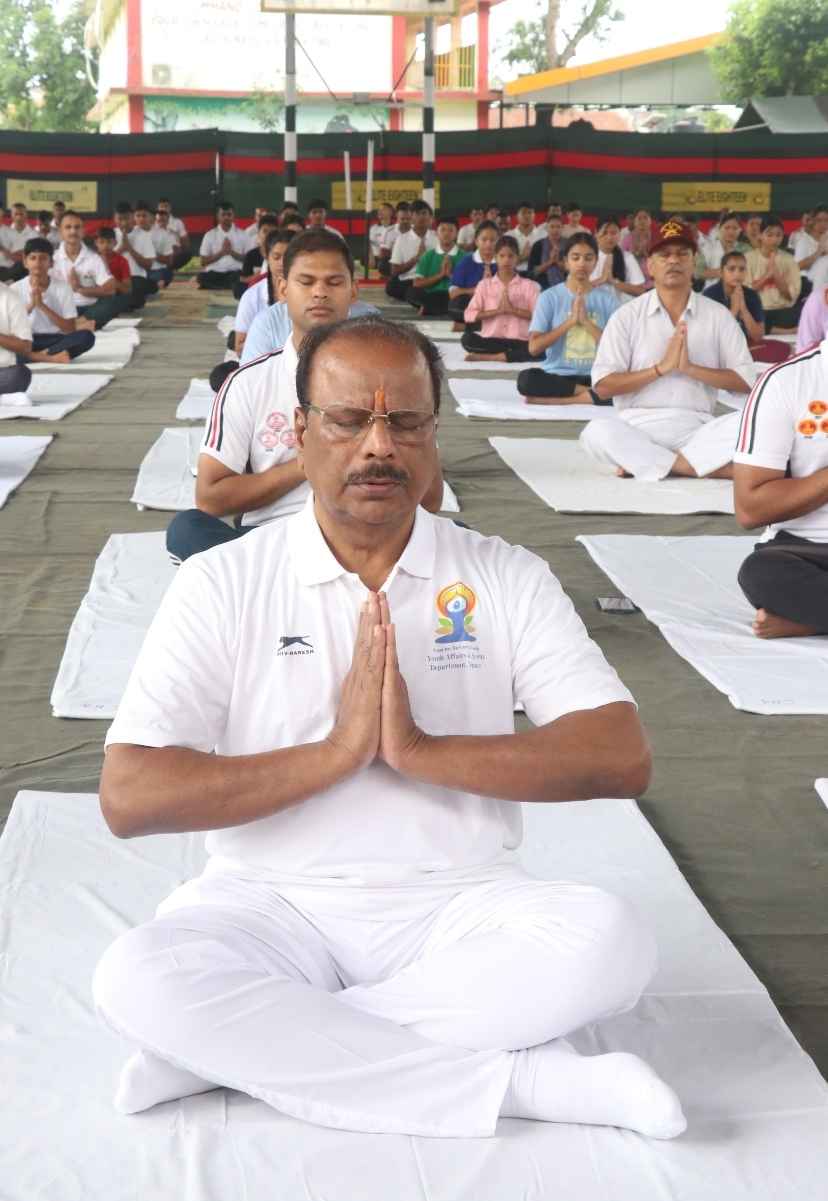 আসাম রাইফেলস পাবলিক স্কুলে আন্তর্জাতিক যোগা দিবস