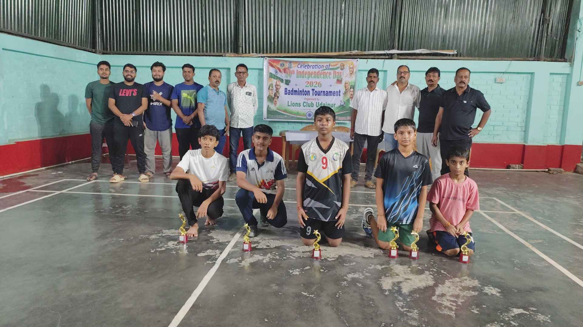 স্বাধীনতা দিবস কে কেন্দ্র করে ব্যাডমিন্টন প্রতিযোগিতা।