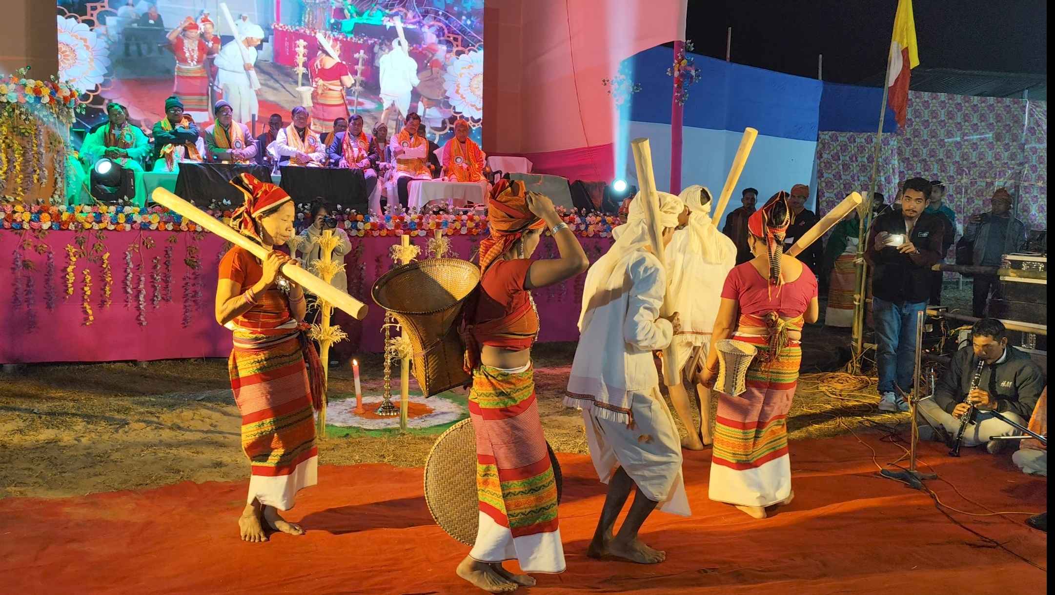 সেনগ্রাক উৎসব মনিথাং 